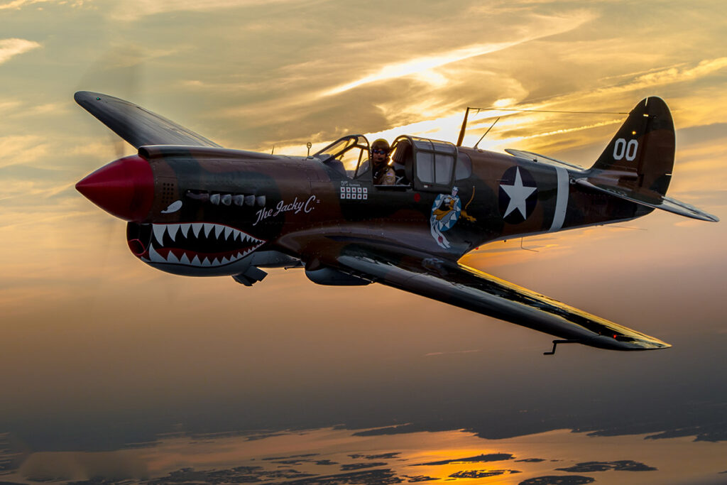 Curtiss P-40 Warhawk