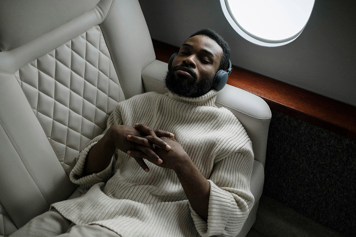 man rest in flight